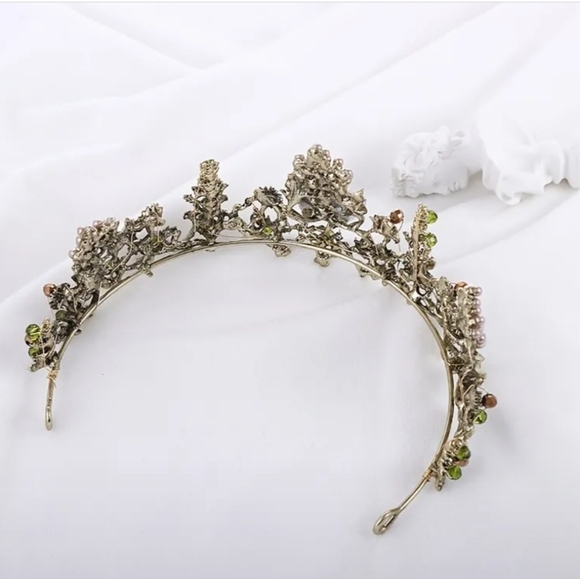 Vintage Princess Queen Headdress Jewelry Bridal or Sweet Sixteen. - Picture 3 of 16